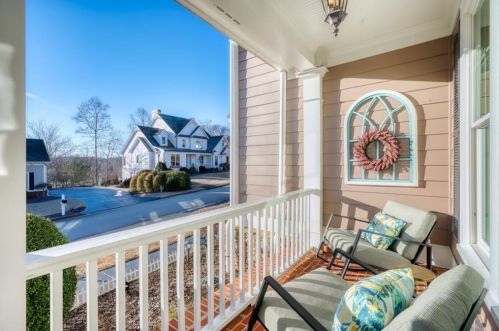 44 Fieldstone Ln, Dawsonville, GA 30534-0762