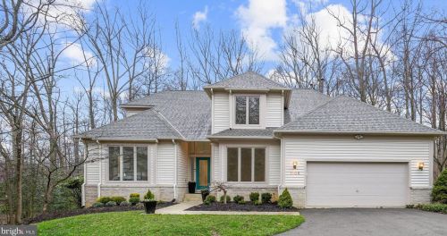 1108 Water Pointe Ln, Herndon, VA 20194-1034