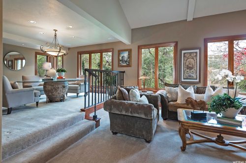 10188 Dimple Dell Ln, Sandy UT 84092-4505 exterior