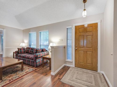 1412 Baker Dr, Cedar Hill, TX 75104-1346