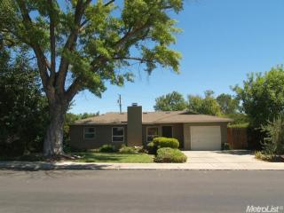 1426 Ardmore Ave, Modesto, CA 95350-4102