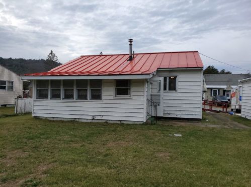 29 Congress St, Unity, NH 03743-4718