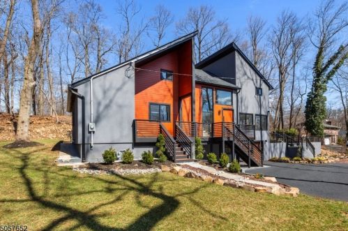 5 Mueller Pl, Warren, NJ 07059-5703