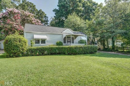 958 Dearing St, Forest Park, GA 30297-3957