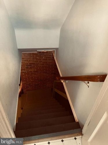 1811 Briggs Chaney Rd, Silver Spring MD 20905-4511 exterior