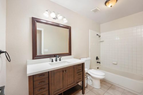 7087 Canevalley Cir, Citrus Heights CA  95621-0252 exterior