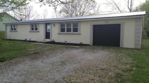 513 Glenn Ave, Tipton, MO 65081-8330