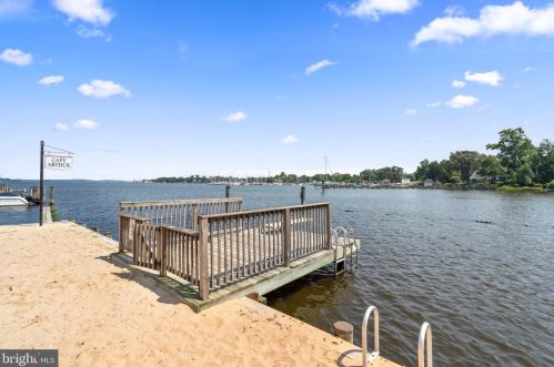 26 Sunset Dr, Severna Park MD 21146-3230 exterior