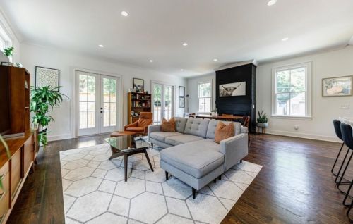 62 Montgomery St, Atlanta GA  30307-2844 exterior