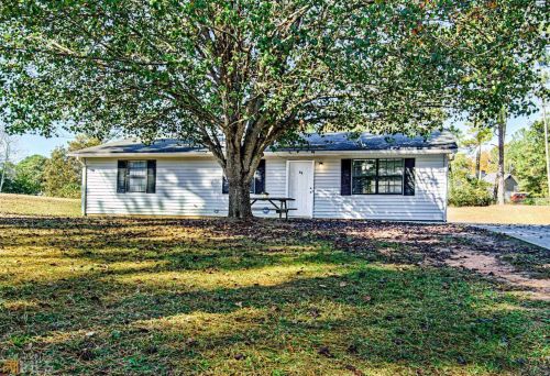 55 Pinehurst Dr, Stockbridge GA  30281-3844 exterior