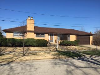 8700 Merrill St, Niles IL  60714-1923 exterior