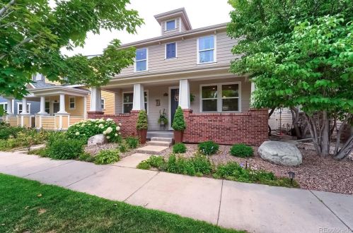 2824 Valentia St, Denver, CO 80231-4250