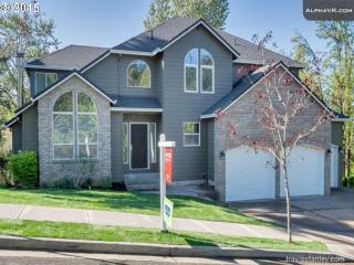8047 134th Dr, Portland, OR 97236-7226