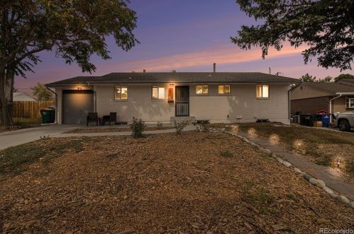 1001 Cortez St, Denver CO  80221-3572 exterior