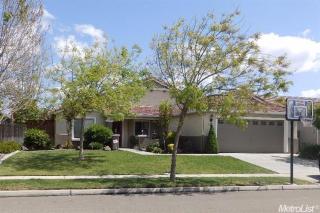 4630 Magnolia Dr, Turlock, CA 95382-7299