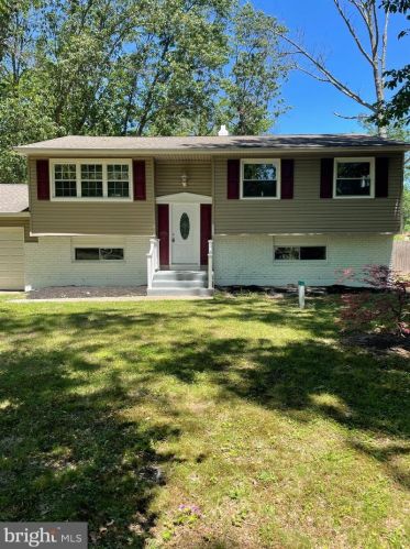 115 Kentucky Trl, Browns Mills, NJ 08015-5534