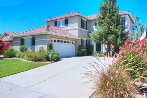 3525 Pinenut Ct, Modesto, CA 95355-9625