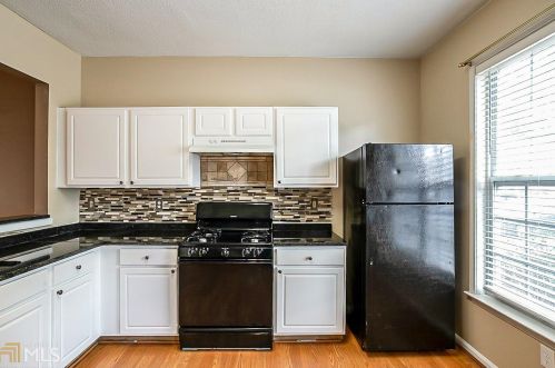 3743 Berkeley Ct, Duluth, GA 30096-8091