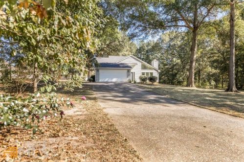 216 Forest Mill Dr, Warner Robins, GA 31088-6604