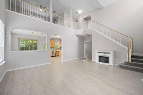 10229 Beard Ave, Austin TX  78748-3960 exterior