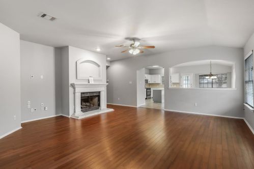 4704 Chesney Ridge Dr, Austin TX  78749-1139 exterior