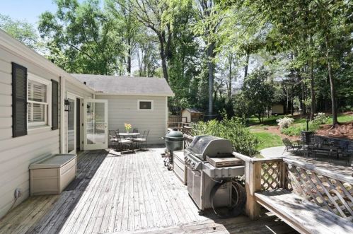 719 Forrest Trl, Atlanta GA  exterior