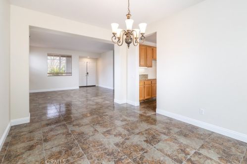 33367 Elizabeth Rd, Temecula, CA 92592-4384
