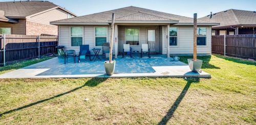 5117 Grayson Rdg Dr, Fort Worth TX  76179 exterior