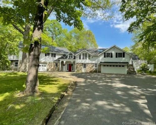 79 Mountain Rd, Wilton CT  06897-4914 exterior