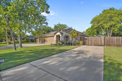 4116 Vance Rd, Fort Worth, TX 76180-8652