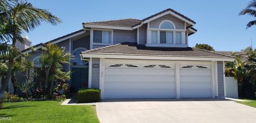 800 Paddington Pl, Oxnard, CA 93030-8752
