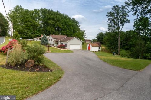 15605 Kelbaugh Rd, Graceham, MD 21788-1031
