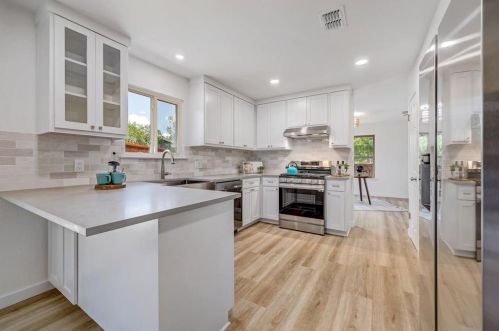 11903 Bobcat Trl, Austin TX  exterior