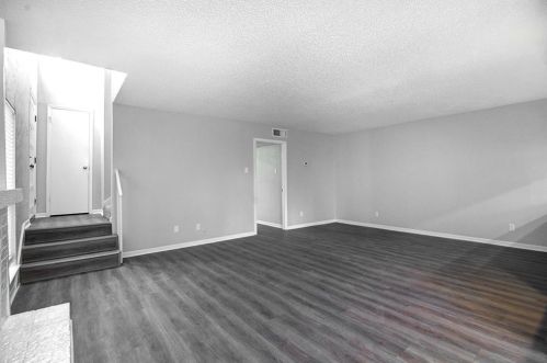 2719 Creek Wood Ct, Carrollton TX  75006-4758 exterior