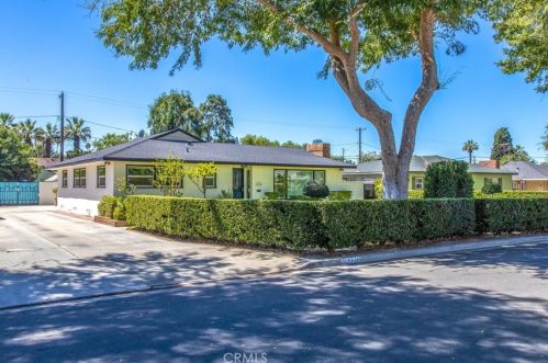 4374 Emerson St, Riverside, CA 92506-2011