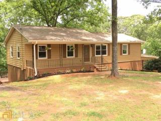 1021 Dogwood Pl, Marietta, GA 30062-3142