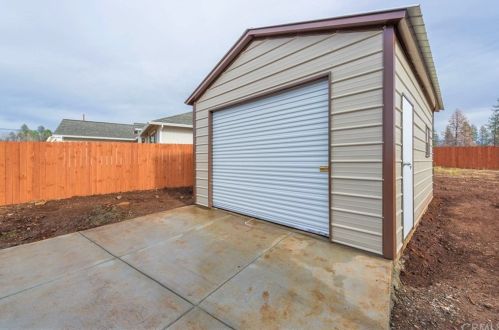 634 Circlewood Dr, Paradise CA 95969-5704 exterior