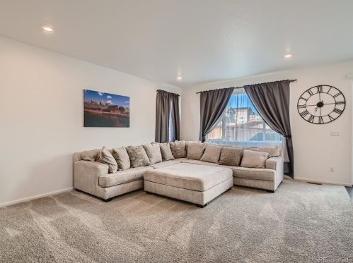 9348 Richfield St, Denver CO  80022-7156 exterior