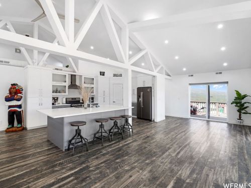 29731 Old Lincoln Hwy, Hoytsville UT 84017-9621 exterior