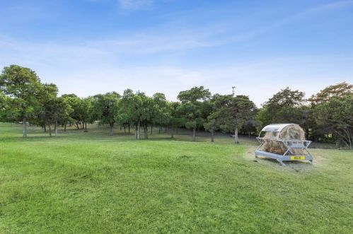 2151 Texas Plume Rd, Cedar Hill TX 75104-3602 exterior