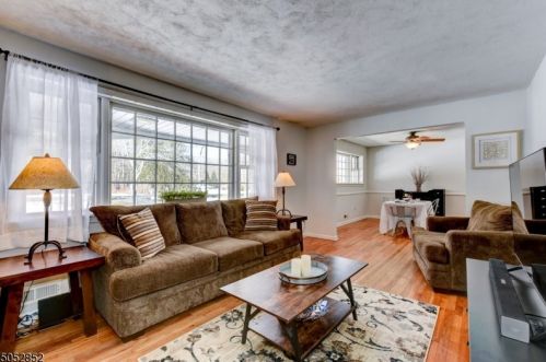 197 Old Forge Rd, Millington, NJ 07946-1512