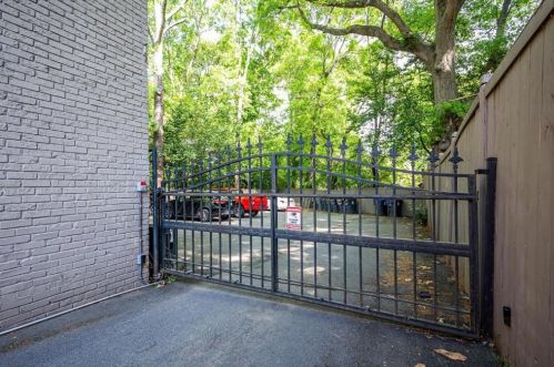 394 6th St, Atlanta GA  30308-1639 exterior