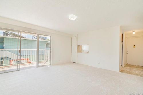 711 Alder St, Honolulu HI  96814-2269 exterior