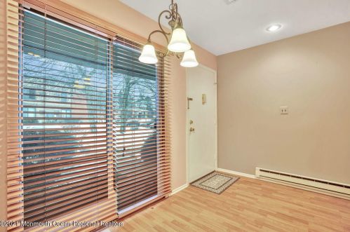 3 Manchester Ct, Tinton Falls NJ 07701-5492 exterior