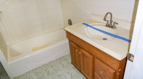 30 Kim Ln, Hackettstown NJ  07840-5624 exterior