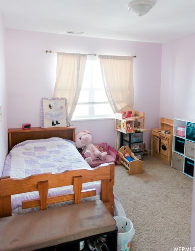 1080 Grandview Dr, Providence UT 84332-9317 exterior