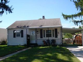 821 Eastmoor Dr, Springfield, OH 45505-2538