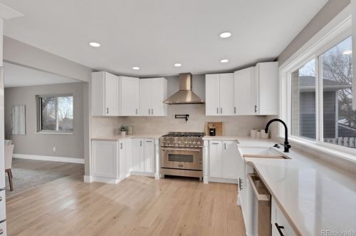 14418 Ellsworth Pl, Denver CO  80401-5324 exterior