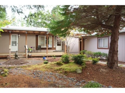 483 Sherwood Loop, Florence, OR 97439-8888