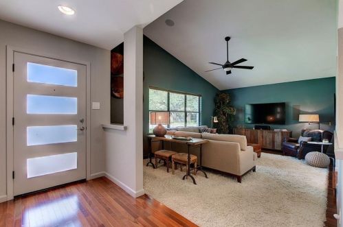 4007 Beaconsdale Dr, Austin TX  78727-2956 exterior